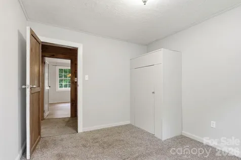 226 Vance Avenue Black Mountain NC 28711