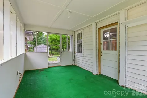 226 Vance Avenue Black Mountain NC 28711