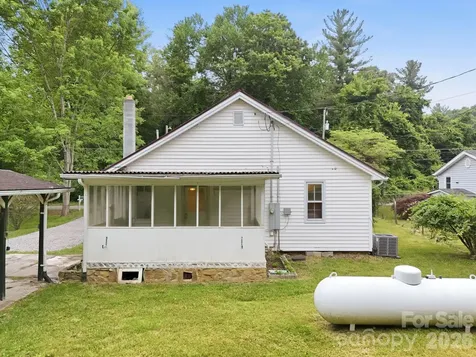 226 Vance Avenue Black Mountain NC 28711