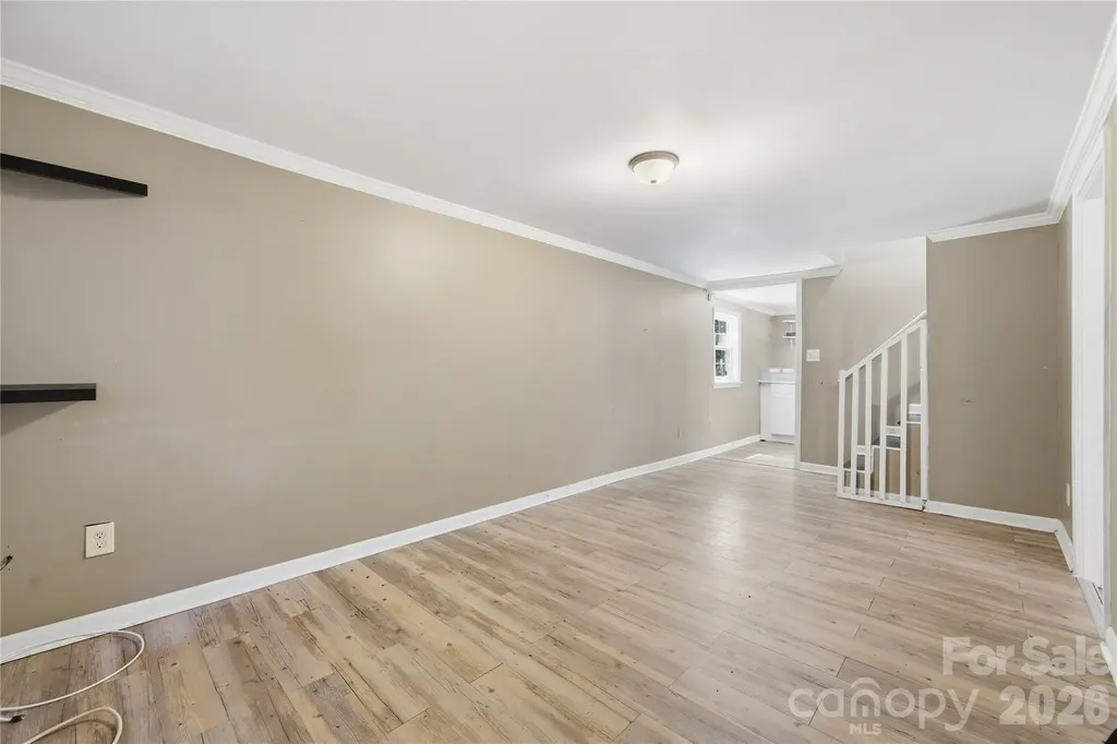 933 Rowan Street Charlotte NC 28208