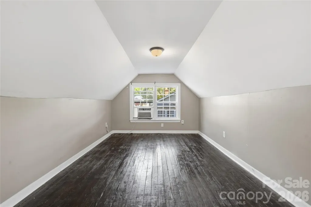 933 Rowan Street Charlotte NC 28208