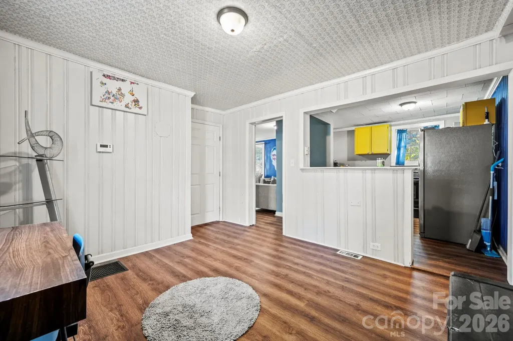 933 Rowan Street Charlotte NC 28208