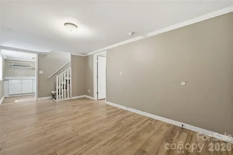 933 Rowan Street Charlotte NC 28208