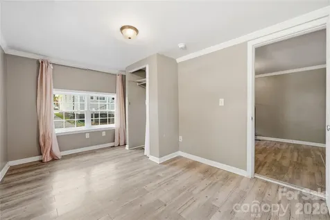933 Rowan Street Charlotte NC 28208