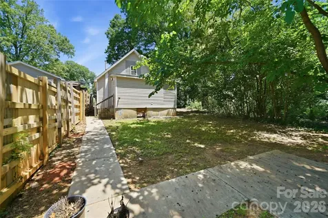 933 Rowan Street Charlotte NC 28208