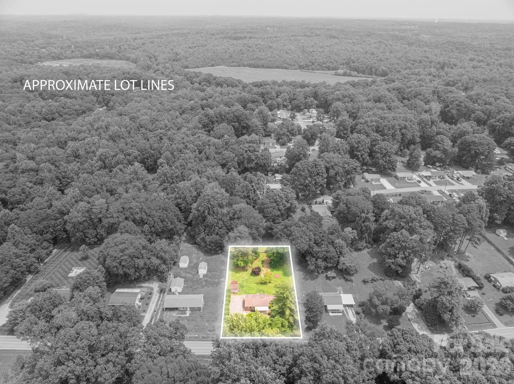 626 Dallas Spencer Mtn Road Dallas NC 28034