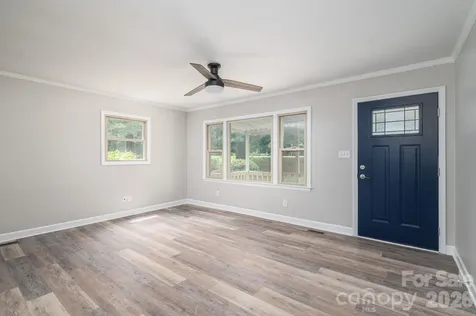 626 Dallas Spencer Mtn Road Dallas NC 28034