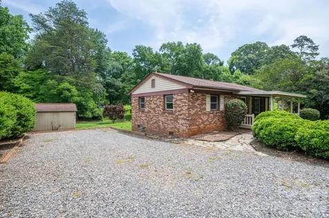626 Dallas Spencer Mtn Road Dallas NC 28034