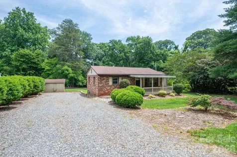 626 Dallas Spencer Mtn Road Dallas NC 28034