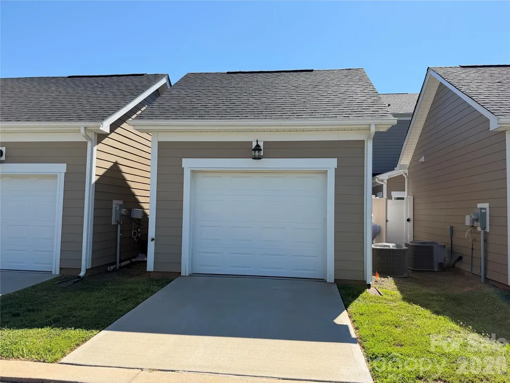 2125 24th Street Lane SE Hickory NC 28602