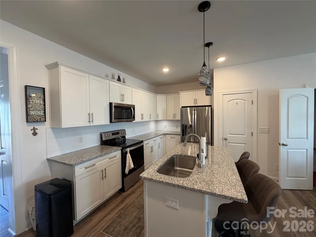 2125 24th Street Lane SE Hickory NC 28602