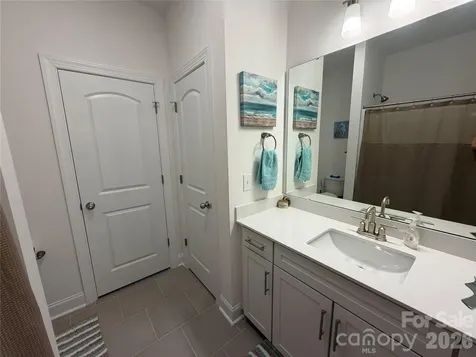2125 24th Street Lane SE Hickory NC 28602