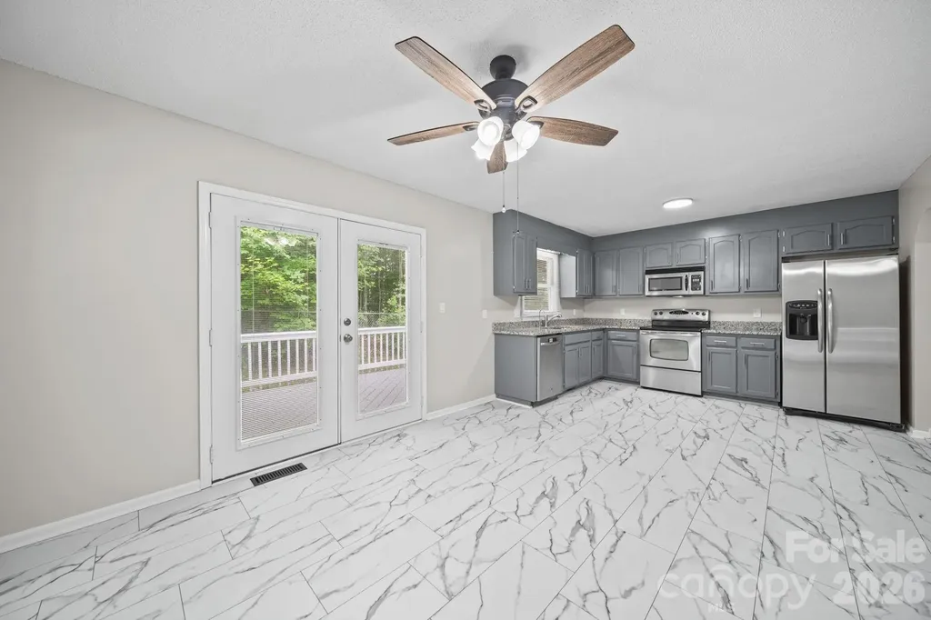 5719 Lewis Road Gastonia NC 28052