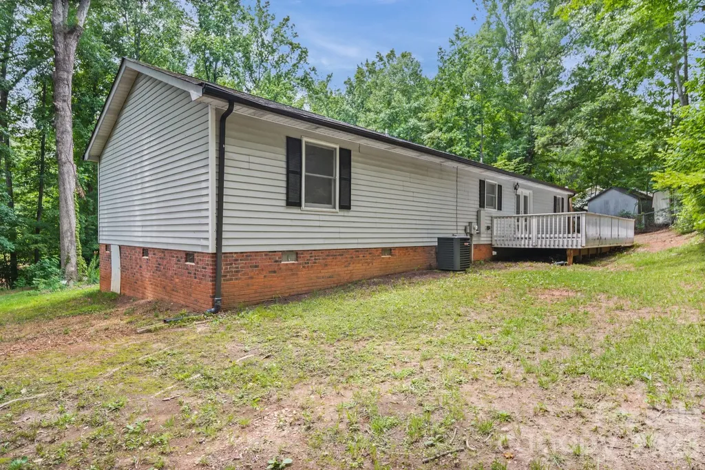 5719 Lewis Road Gastonia NC 28052