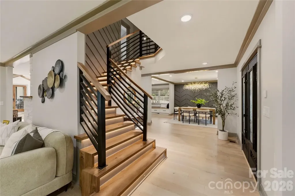 2919 Colony Road Charlotte NC 28211