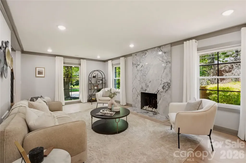 2919 Colony Road Charlotte NC 28211