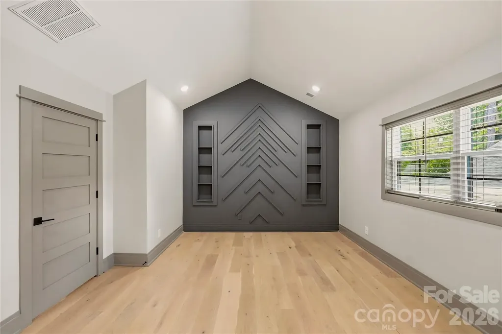 2919 Colony Road Charlotte NC 28211