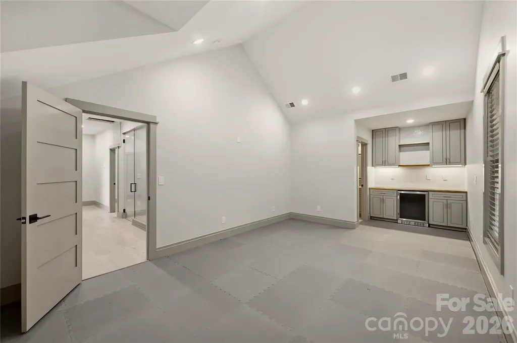2919 Colony Road Charlotte NC 28211