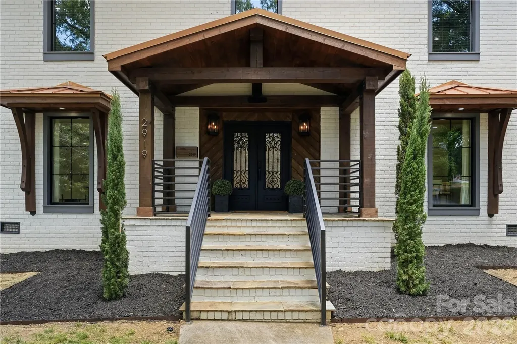2919 Colony Road Charlotte NC 28211