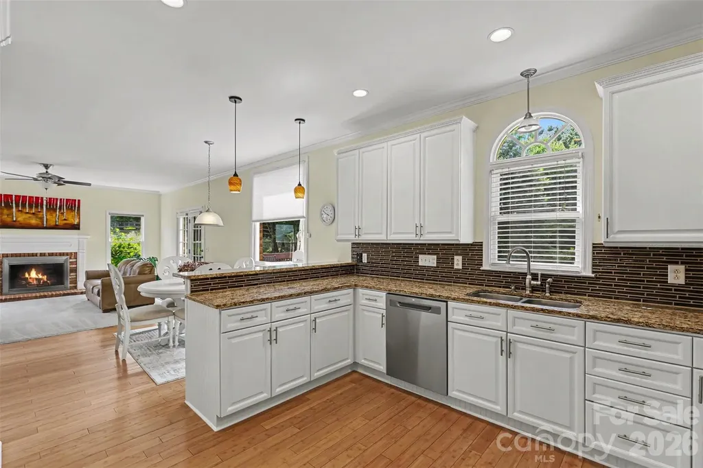 104 Southern Cross Lane Matthews NC 28105