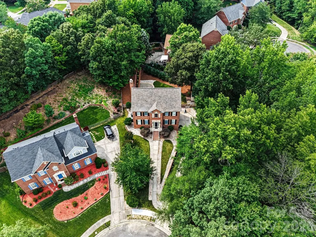 104 Southern Cross Lane Matthews NC 28105