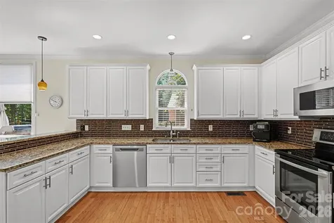 104 Southern Cross Lane Matthews NC 28105