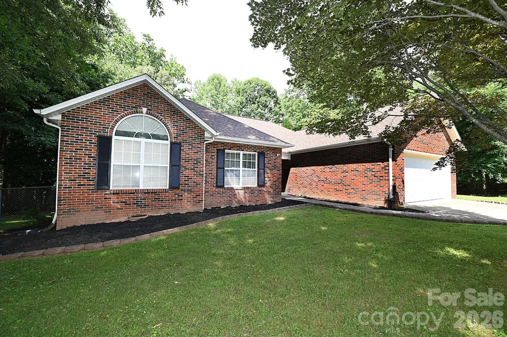 1035 E 24th Street Newton NC 28658
