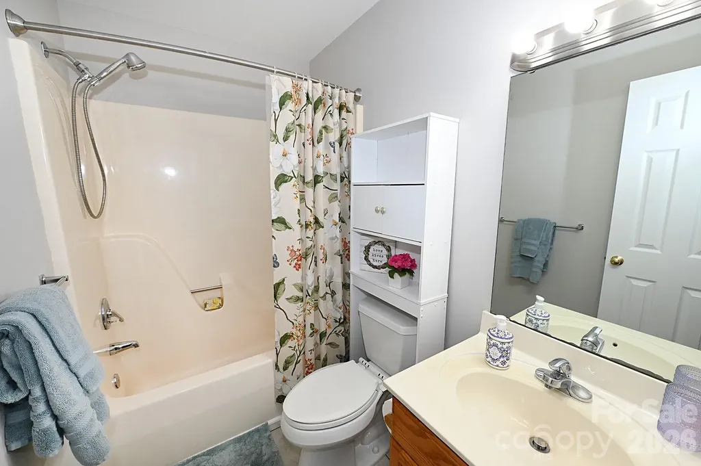 1035 E 24th Street Newton NC 28658