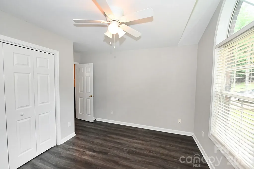1035 E 24th Street Newton NC 28658