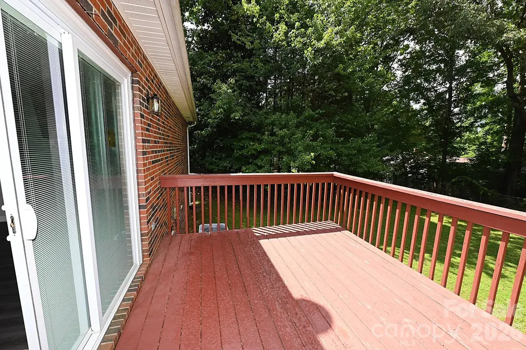 1035 E 24th Street Newton NC 28658
