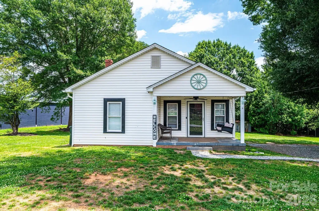 Hickory NC, 1460 17TH Street NE