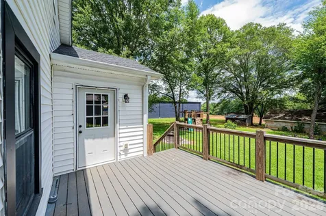 1460 17th Street NE Hickory NC 28601