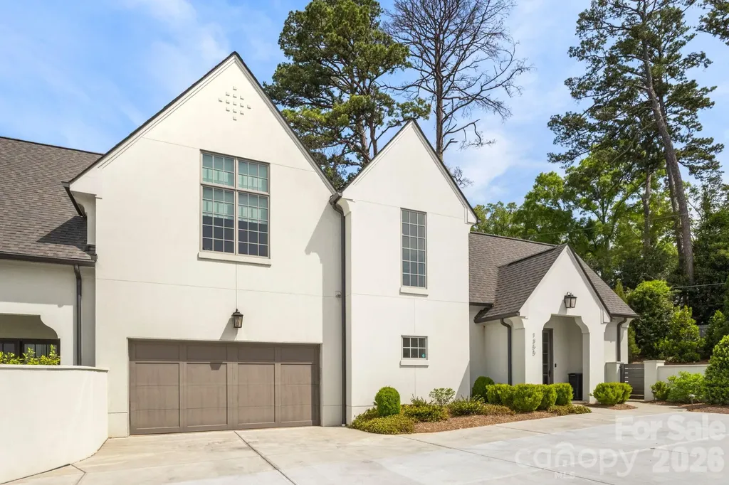 1355 S Kings Drive Charlotte NC 28207