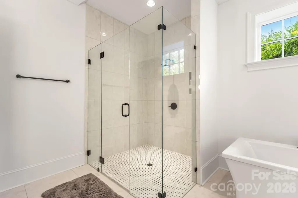1355 S Kings Drive Charlotte NC 28207
