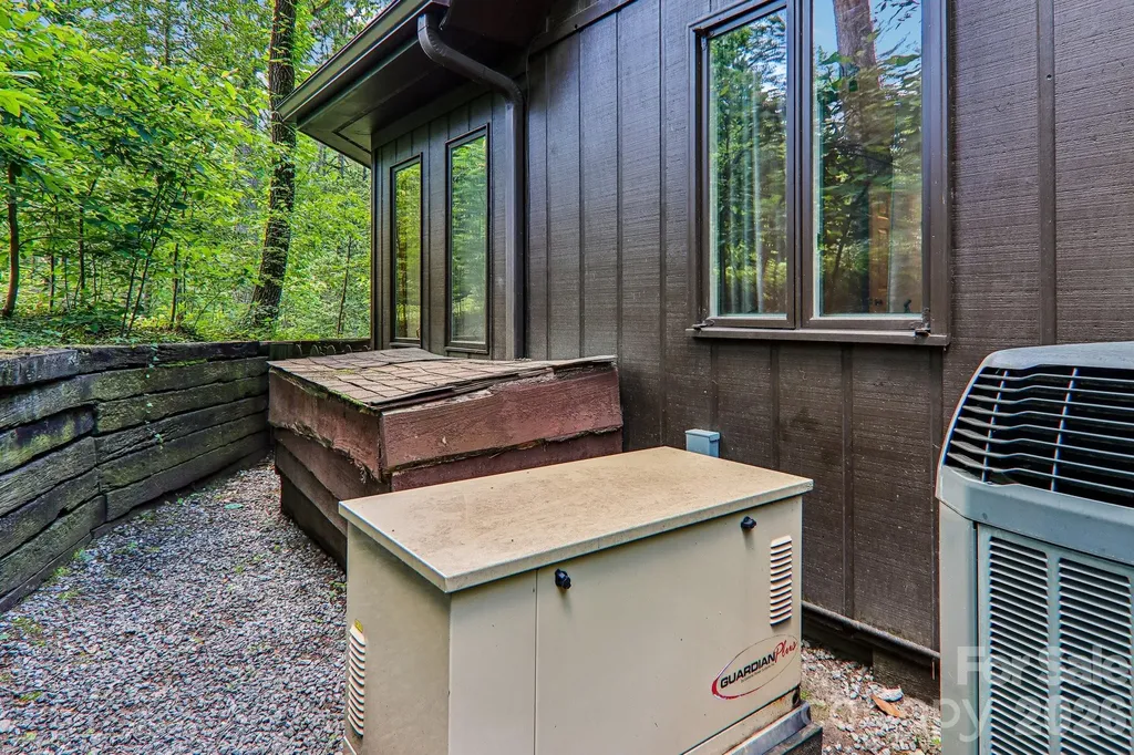 2291 Little River Road Hendersonville NC 28739