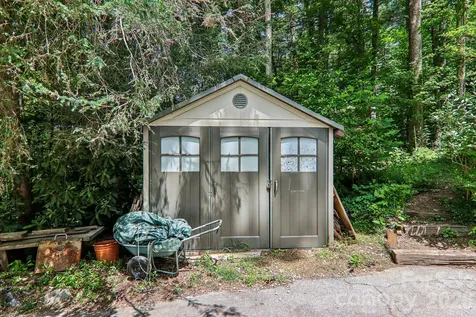 2291 Little River Road Hendersonville NC 28739