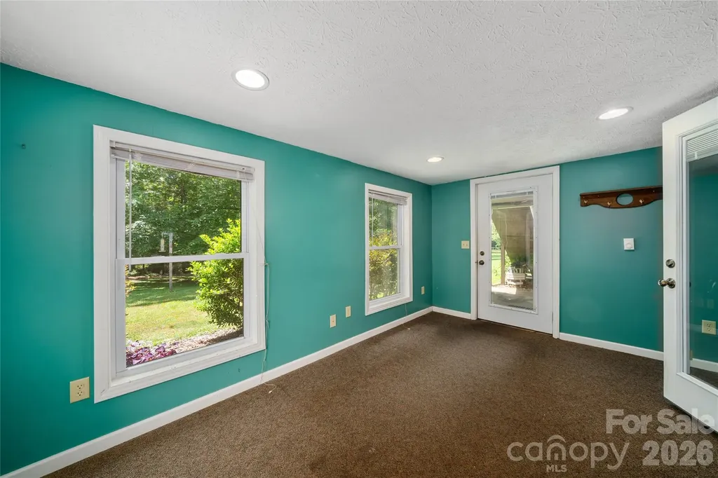 1541 Glenheath Drive Hendersonville NC 28791