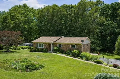 1541 Glenheath Drive Hendersonville NC 28791