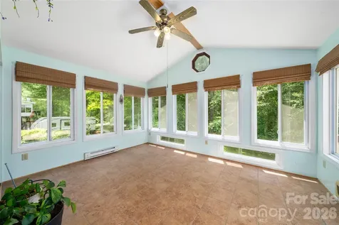1541 Glenheath Drive Hendersonville NC 28791