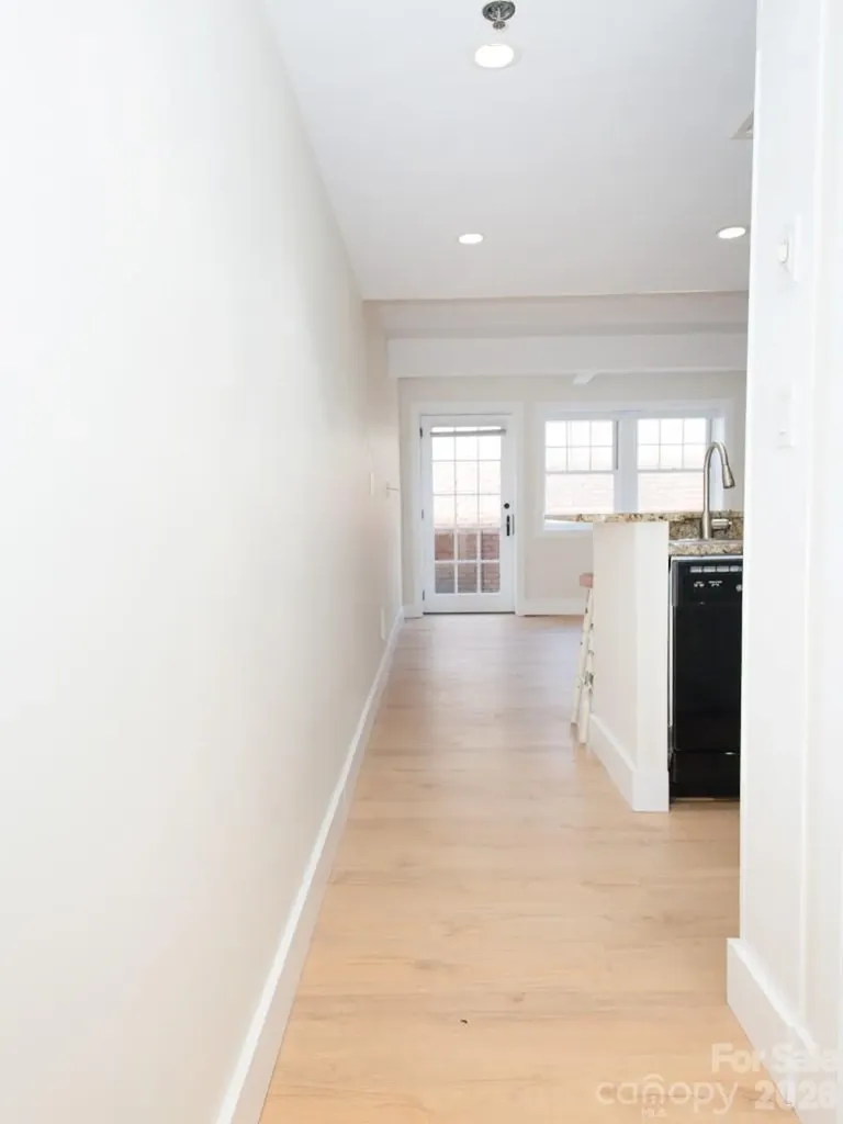 37 Hiawassee Street Asheville NC 28801