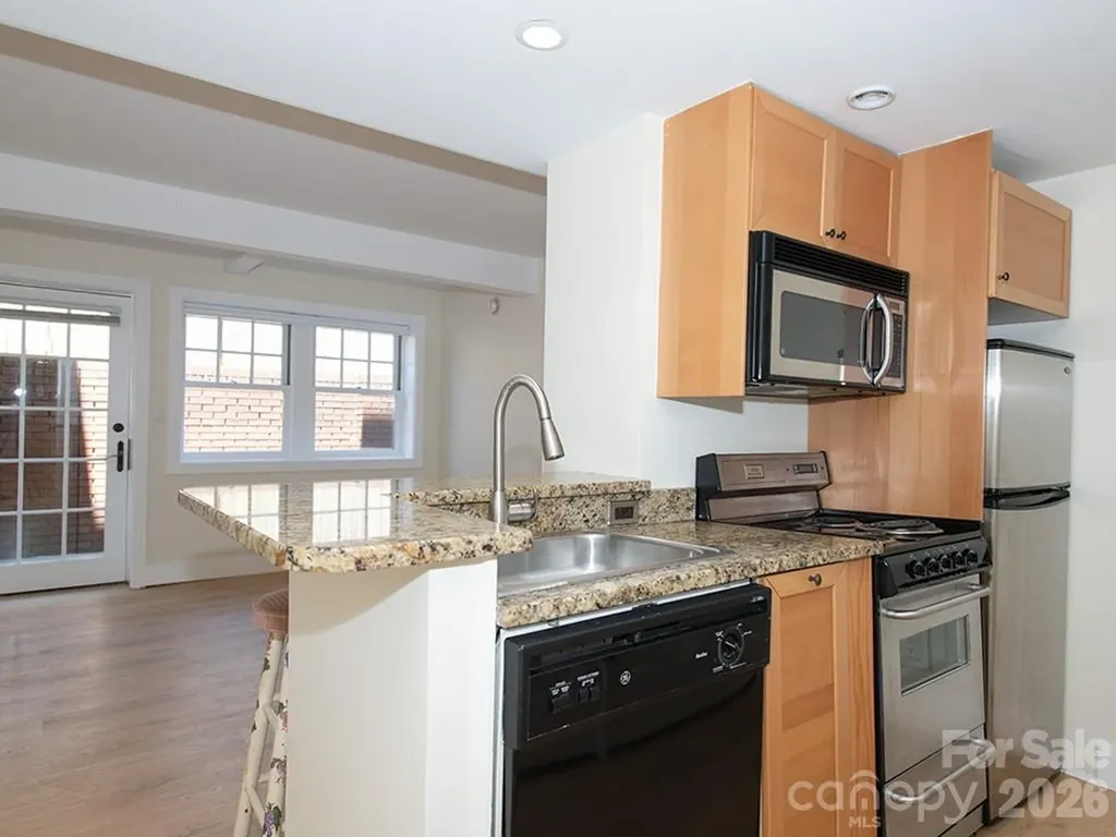 37 Hiawassee Street Asheville NC 28801