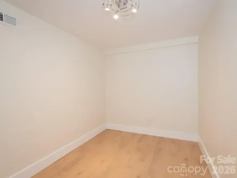 37 Hiawassee Street Asheville NC 28801