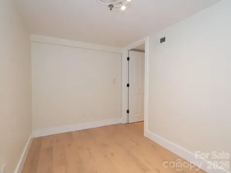 37 Hiawassee Street Asheville NC 28801
