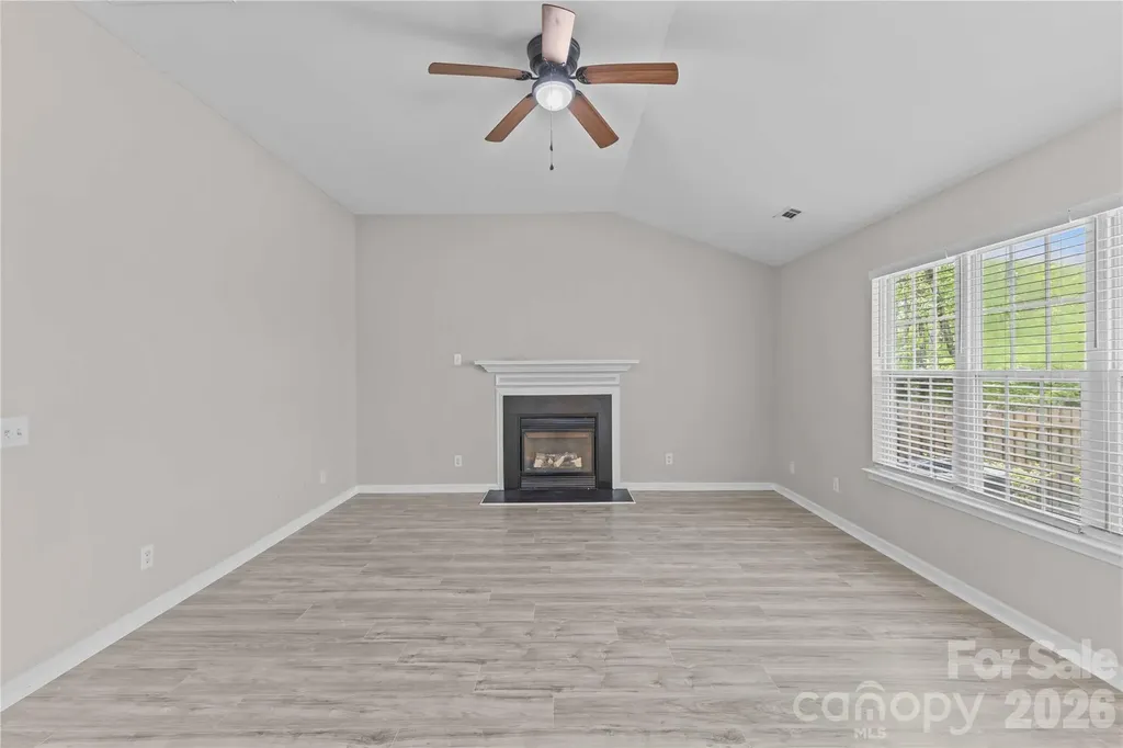 17300 Commons Crossing Drive Charlotte NC 28277
