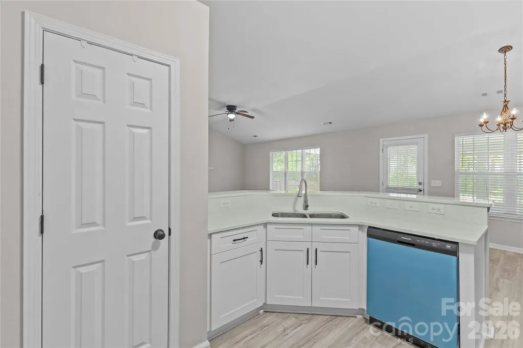 17300 Commons Crossing Drive Charlotte NC 28277