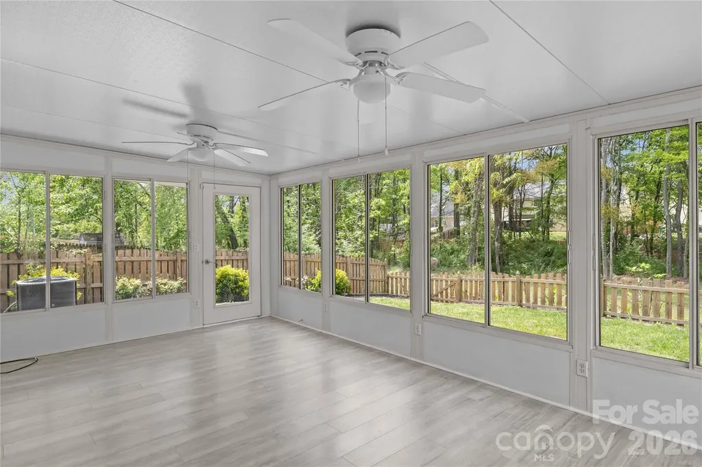 17300 Commons Crossing Drive Charlotte NC 28277