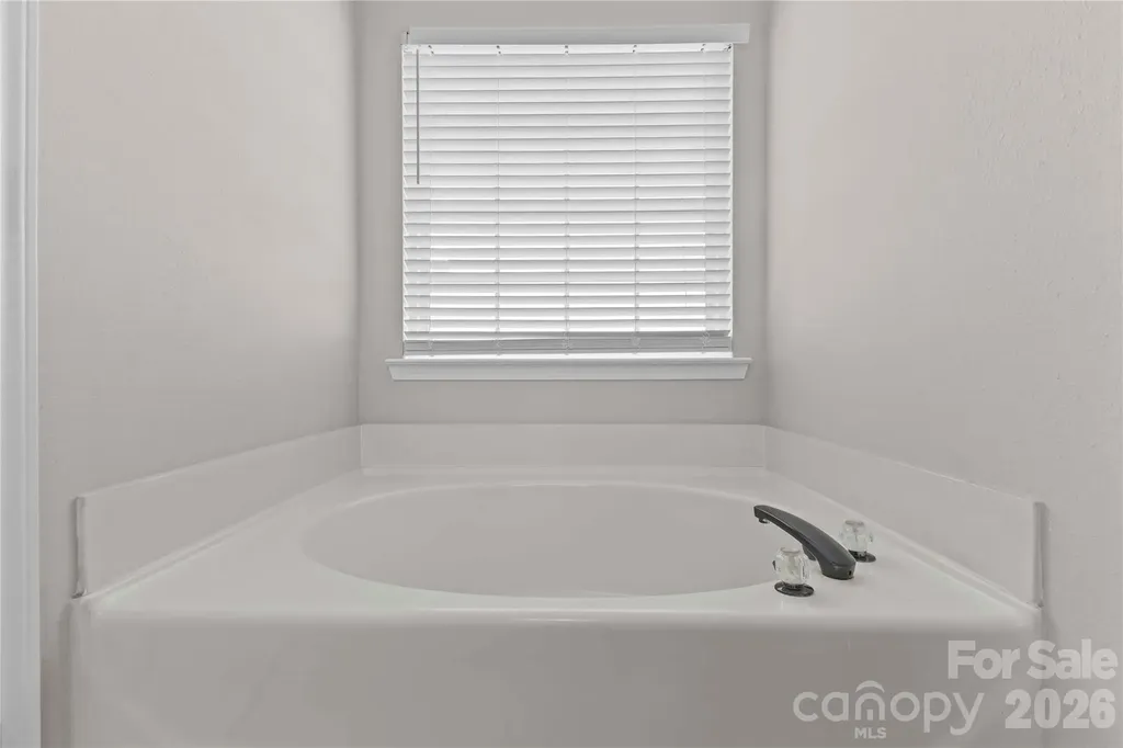 17300 Commons Crossing Drive Charlotte NC 28277