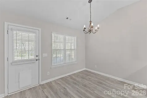17300 Commons Crossing Drive Charlotte NC 28277