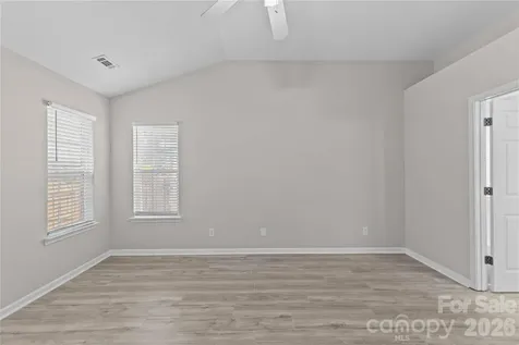 17300 Commons Crossing Drive Charlotte NC 28277