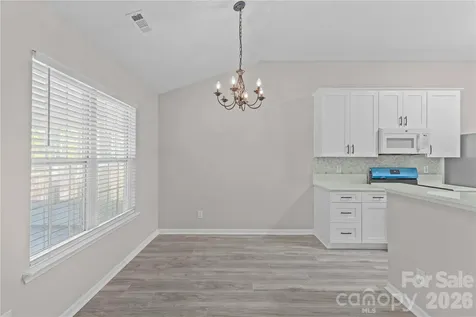17300 Commons Crossing Drive Charlotte NC 28277